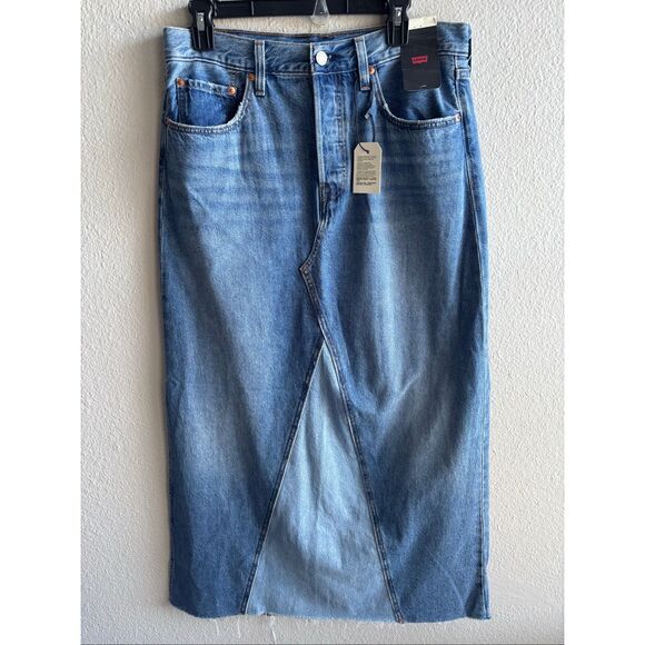 ❤️Levi’s NWT Iconic Long Contrast Denim Skirt - Picture 3 of 13